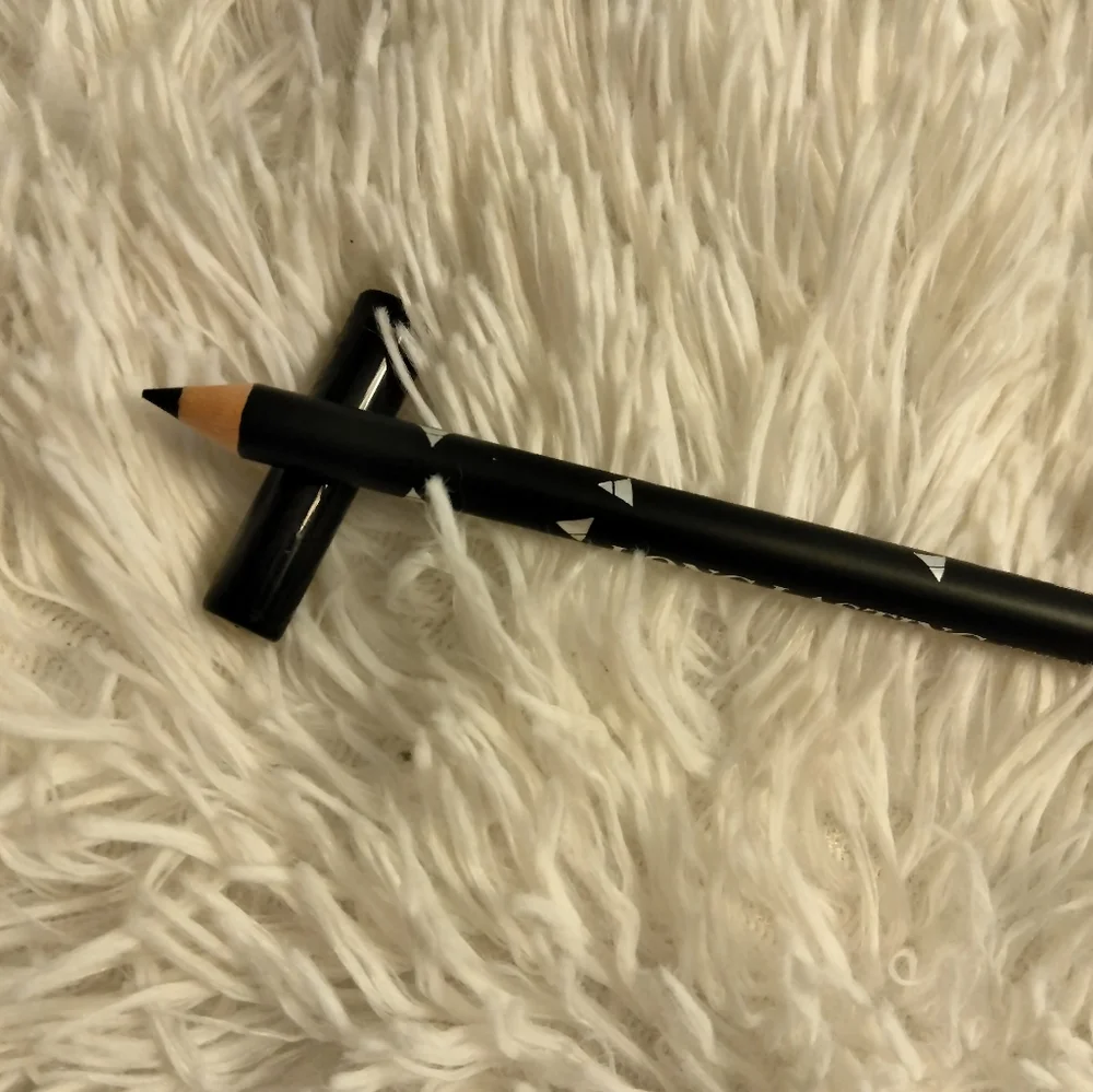 🆕 Eyebrow Pencil #01